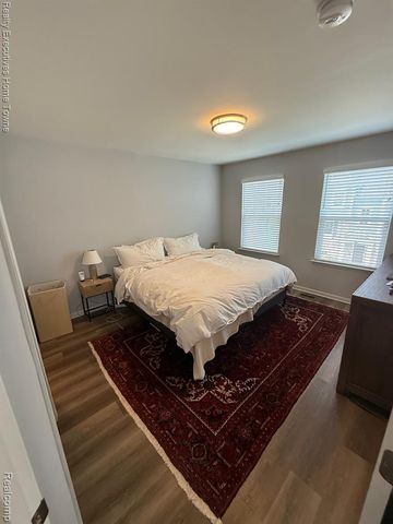 4931 Treeside Lane, Troy, MI 48098