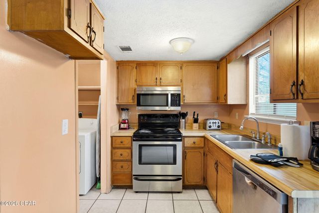 4492 E Highway 98, Panama City, FL 32404