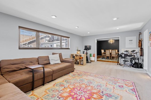 1648 Davis Avenue, Whiting, IN 46394