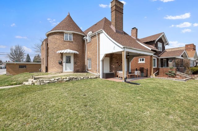1648 Davis Avenue, Whiting, IN 46394