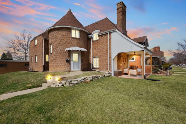 1648 Davis Avenue, Whiting, IN 46394