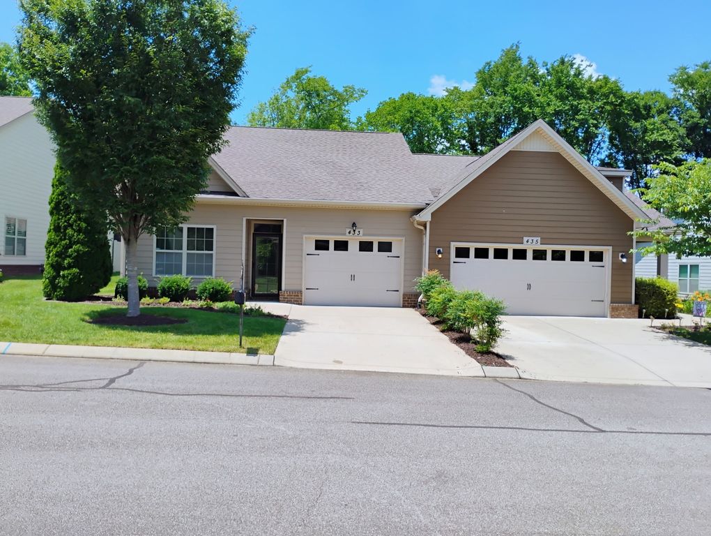 433 Bruce Dr, Spring Hill, TN 37174