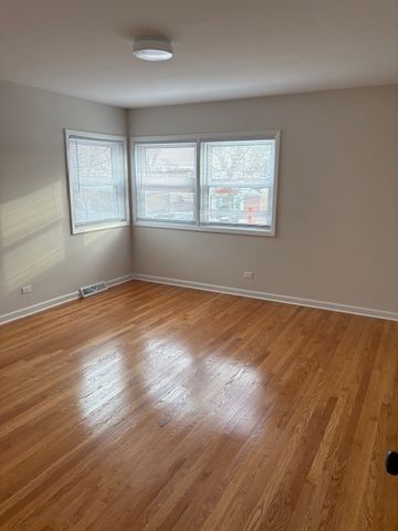 3518 W MAIN Street, Skokie, IL 60076