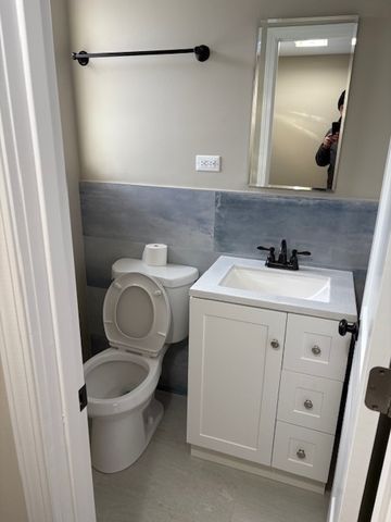 3518 W MAIN Street, Skokie, IL 60076