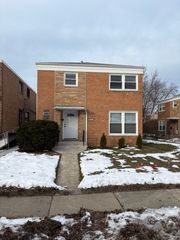 3518 W MAIN Street, Skokie, IL 60076