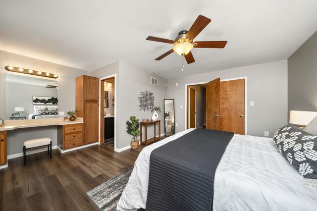 53 E Hocking Street, Canal Winchester, OH 43110