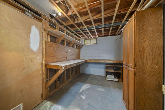 53 E Hocking Street, Canal Winchester, OH 43110