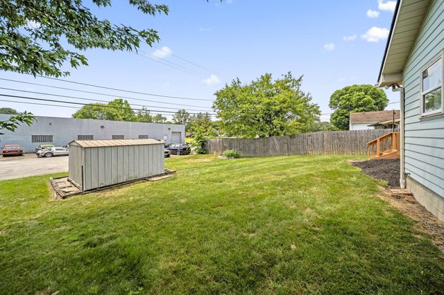 53 E Hocking Street, Canal Winchester, OH 43110