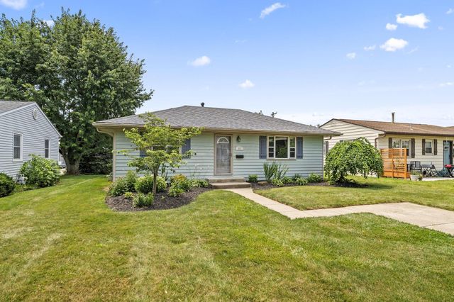 53 E Hocking Street, Canal Winchester, OH 43110