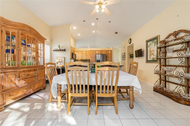 15230 Wilshire Way, Pembroke Pines, FL 33027