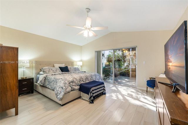 15230 Wilshire Way, Pembroke Pines, FL 33027