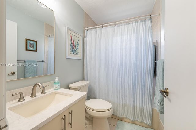 15230 Wilshire Way, Pembroke Pines, FL 33027