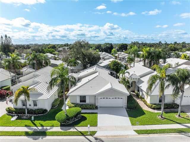 15230 Wilshire Way, Pembroke Pines, FL 33027