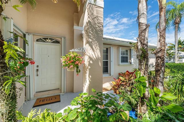 15230 Wilshire Way, Pembroke Pines, FL 33027