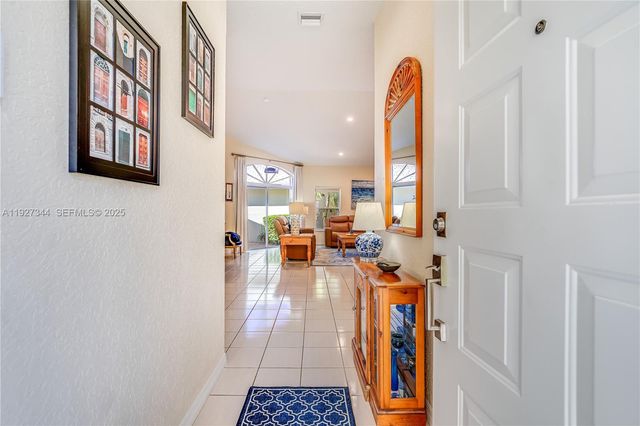 15230 Wilshire Way, Pembroke Pines, FL 33027