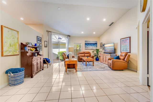 15230 Wilshire Way, Pembroke Pines, FL 33027