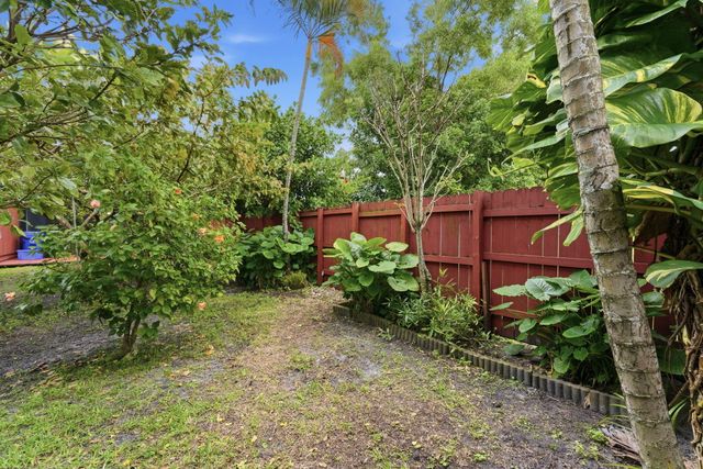 176 NW 106th Terrace, Pembroke Pines, FL 33026