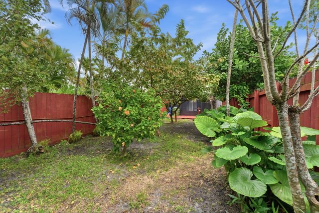 176 NW 106th Terrace, Pembroke Pines, FL 33026