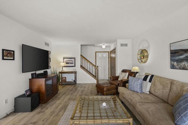 7372 Old Sauk Road, Madison, WI 53717