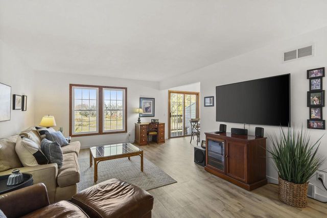 7372 Old Sauk Road, Madison, WI 53717