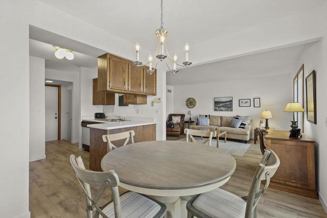 7372 Old Sauk Road, Madison, WI 53717