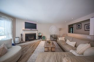 12 Josan Drive, Waterford, CT 06385