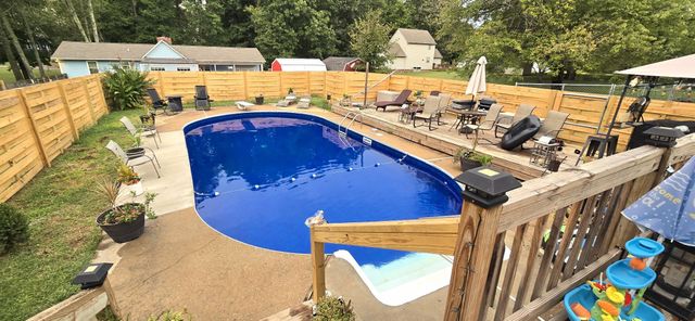 206 State Ave, Lawrenceburg, TN 38464