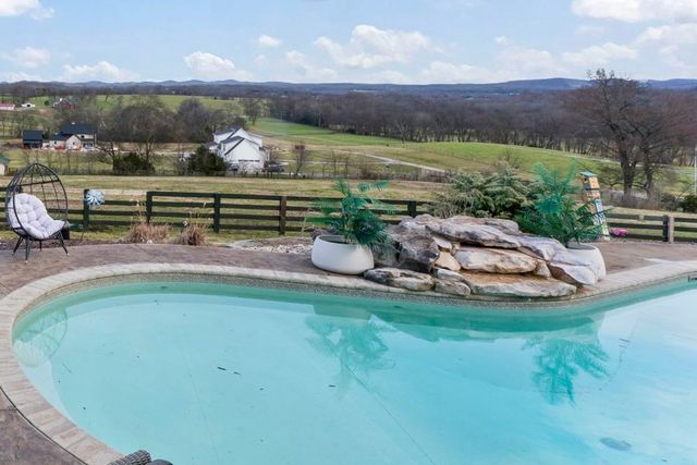 1180 Allisona Rd, Eagleville, TN 37060