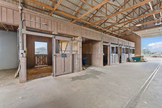 1180 Allisona Rd, Eagleville, TN 37060