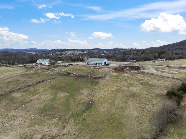 1180 Allisona Rd, Eagleville, TN 37060