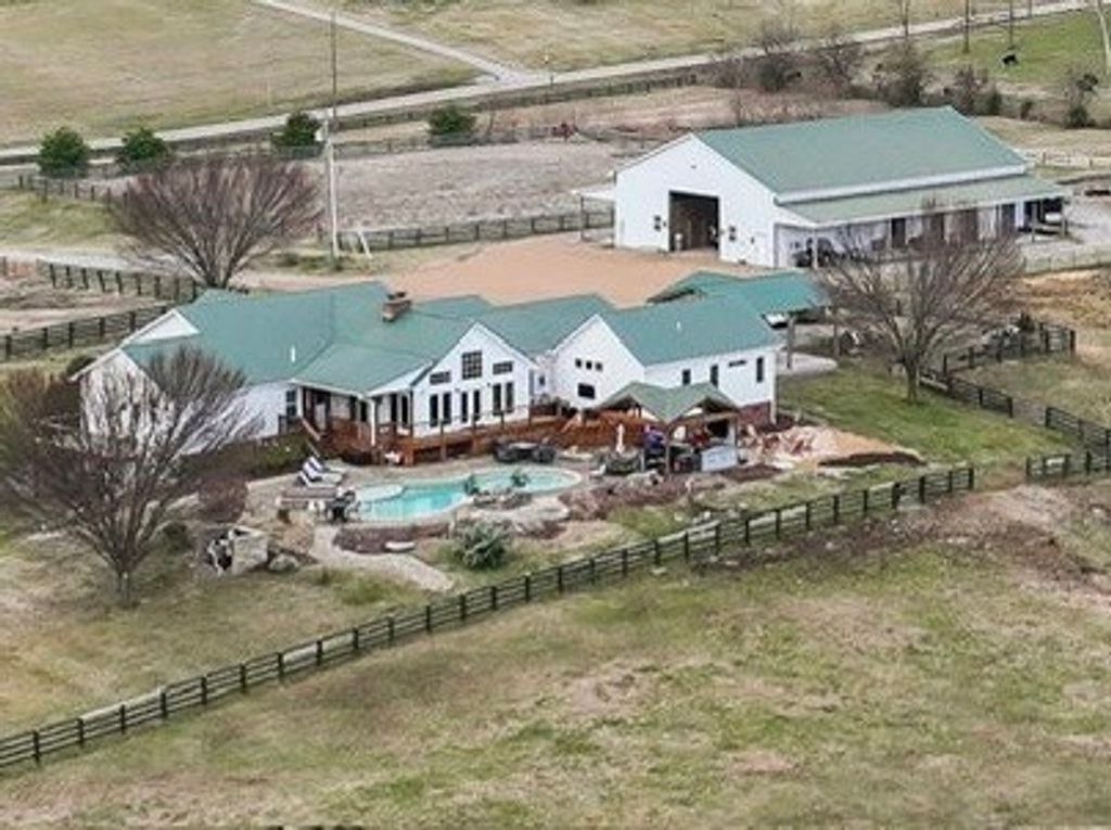 1180 Allisona Rd, Eagleville, TN 37060