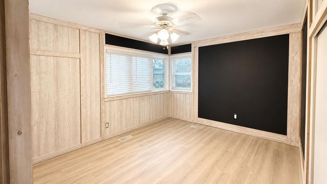 233 N Ernest Street, Griffith, IN 46319