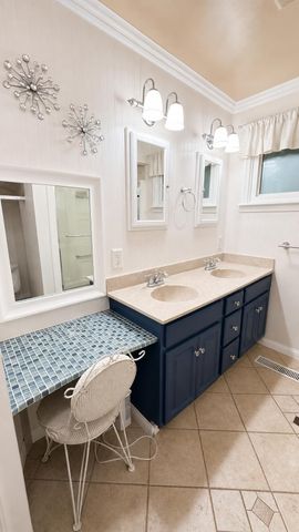 233 N Ernest Street, Griffith, IN 46319