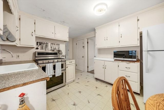 270 Wilson Ave, Quincy, MA 02170