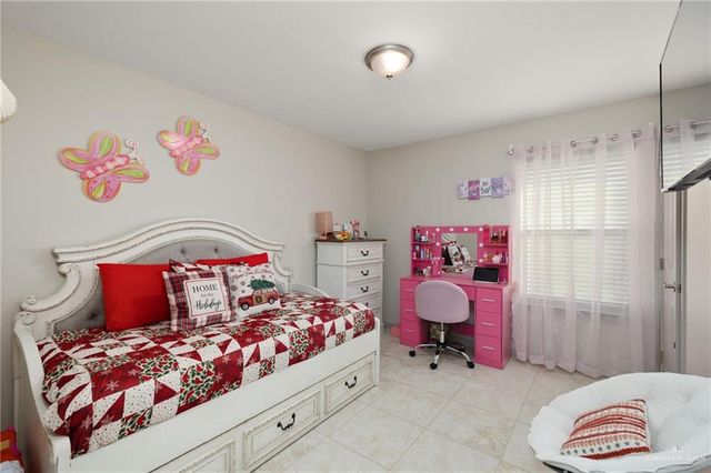 318 Central Park Street, Edinburg, TX 78541