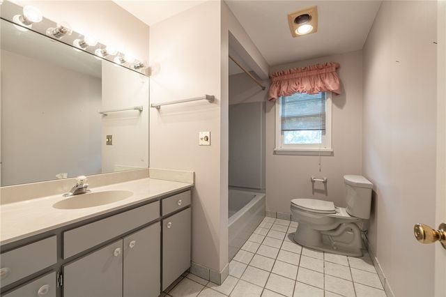 164 Bunker Hill Drive, Penfield, NY 14625