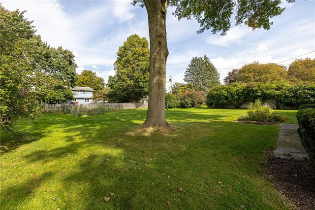 164 Bunker Hill Drive, Penfield, NY 14625