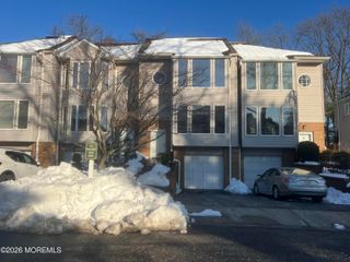 148 Ambassador Drive 1054/J-2, Red Bank, NJ 07701
