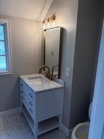 159 W Jeffrey Place, Columbus, OH 43214