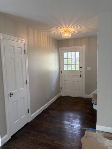159 W Jeffrey Place, Columbus, OH 43214