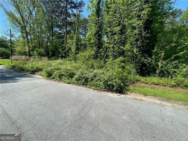 1267 Raintree Drive, Snellville, GA 30078