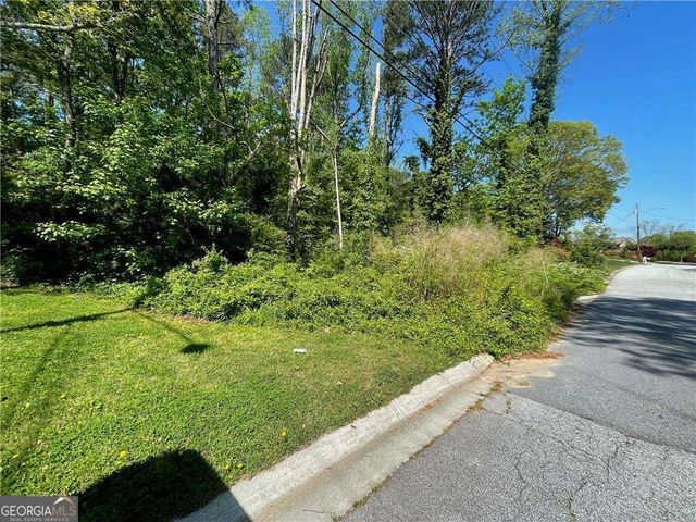 1267 Raintree Drive, Snellville, GA 30078