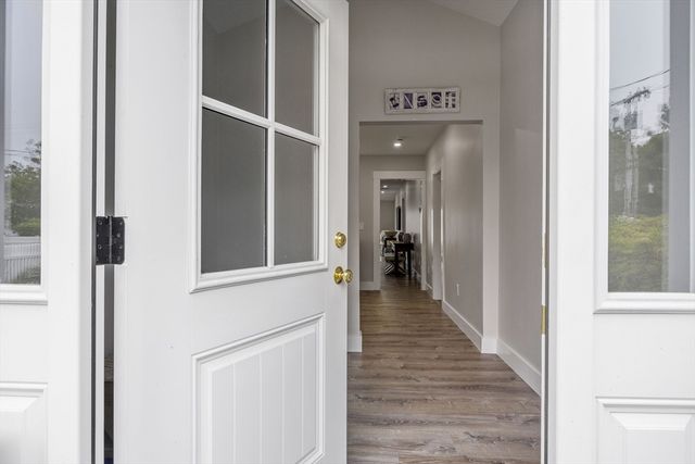 24 Cove St, Wareham, MA 02558