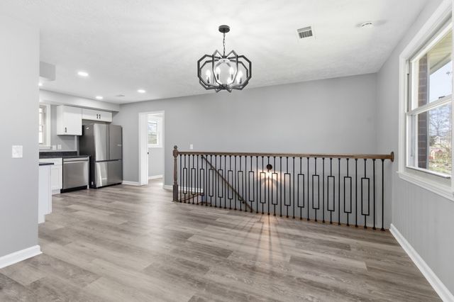 5015 Bonnahill Dr, Hermitage, TN 37076