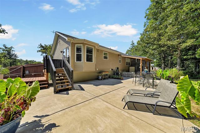 22907 Lakeside Hills Drive, Warrenton, MO 63383