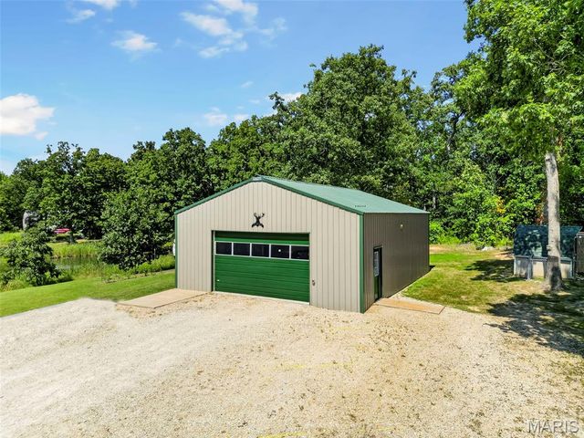 22907 Lakeside Hills Drive, Warrenton, MO 63383