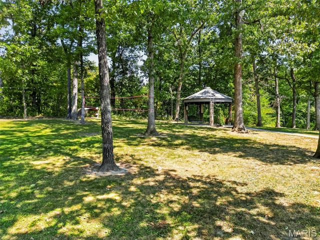22907 Lakeside Hills Drive, Warrenton, MO 63383