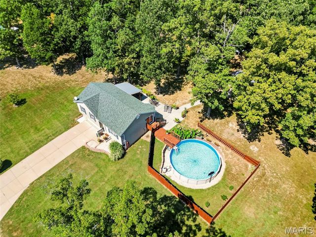 22907 Lakeside Hills Drive, Warrenton, MO 63383