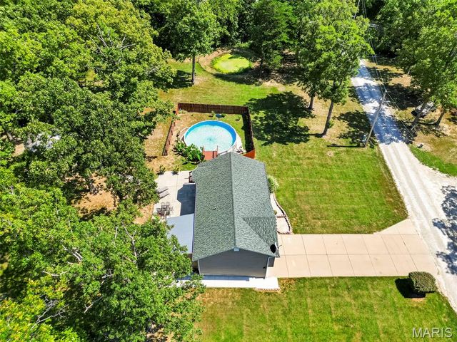 22907 Lakeside Hills Drive, Warrenton, MO 63383