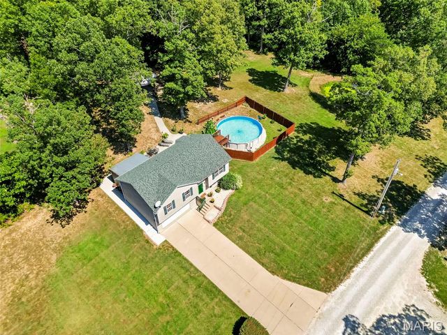 22907 Lakeside Hills Drive, Warrenton, MO 63383